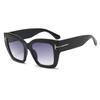 Nuevo Estilo Personalizado Retro Marco Grande Gafas de Sol Decorativas en Forma de T Ins Tendencia de Moda Todo Combinable Casual para Exterior Gafas de Sol con Protección Solar