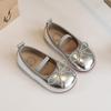 Zapatos de Cuero para Niñas 2026 Primavera y Otoño Nuevo Estilo Zapatos Plateados Zapatos de Princesa para Niña Mocasines de Suela Suave Zapatos Individuales Rojos Modernos