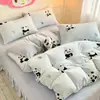 Colcha Acolchada Estilo Fresco de Lana de Leche de Peso Elevado Juego de Cuatro Piezas Invierno Espesado Cálido Coral Fleece Juego de Tres Piezas 4