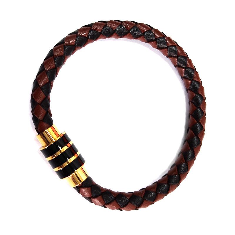 c785c7cf9433fe163d2f87a1d4b7b3