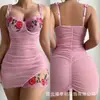 Estilo de garota sexy puramente atraente, acinturado, modelador, saia bodycon franzida elegante e sexy com decote halter, minissaia justa sem costas para balada