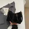 Bolso de Gran Capacidad para Mujer 2025 Invierno Nueva Moda Bolso de Hombro Cruzado Simple Bolso Cuadrado Pequeño Retro de Nicho para Viajar