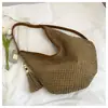 Bolsa de Palha com Alça de Ombro Estilo Novo 2026 para Mulheres, Bolsa Trançada Oca de Grande Capacidade, Bolsa de Praia Fashionável para Férias, Bolsa Tote Versátil