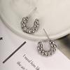 Joyería Xuping Acero Inoxidable Aretes Simples Moda Europea y Americana Personalidad Forma C Bambú Trenzado Corazón Aretes de Botón para Mujer