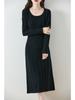 Vestido Tricotado Slim de Lã Novo Estilo Outono e Inverno 2025 para Mulheres Versão Coreana Decote U Torcido A-Line Vestido de Caxemira Atacado
