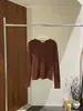 HOO Roupas Femininas de Outono Design Francês de Alta Qualidade com Barra Dobrada Bordada Leve Simples Versátil Camiseta de Manga Longa TB4205