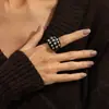 Pulsera Punk de Remaches de Colores con Microincrustaciones de Resina, Pulsera Abierta Personalizada con Degradado Ámbar