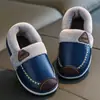 Sapatos de algodão para família, pais e filhos, casais, outono e inverno, pantufas de algodão infantis para meninos e meninas, superfície de couro, impermeáveis, espessados, disponíveis para envio direto