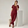 Fornecimento transfronteiriço totalmente gerenciado de uniformes médicos, scrubs respiráveis e amigáveis à pele, vestuário de trabalho multicolorido para consultórios odontológicos e salões de beleza