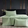 Juego de Tres Piezas de Manta Refrigerante de Seda de Hielo Doudou Grado Materno e Infantil Clase A, Lavable a Máquina, Nuevo Modelo 2026, Dormitorio Estudiantil Individual
