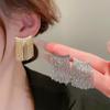 Pendientes de borla de metal con arco de aguja de plata, diseño de moda, pendientes de gran sentido, pendientes de cadena de temperamento europeo y americano, venta al por mayor para mujeres