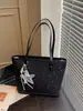 Estilo Novo 2026 Transfronteiriço Moda para o Dia a Dia Simples Bolsa de Grande Capacidade Bolsa de Ombro Feminina Bolsa de Mão de Alto Padrão Bolsa Tote