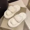 Chinelos de Pelo com Solado Grosso de Celebridade da Internet para Mulheres, Uso Externo, Novidades Outono/Inverno 2026, Estilo Ins Super Quente, Chinelos de Tira Única, Estilo Fada, Chinelos de Casa
