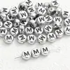 4*7mm Base de Plata Antigua Letra Negra Cuentas de Letra Acrílicas Cuentas Sueltas Accesorios para Joyería DIY Accesorios para Collares Pulseras