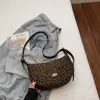 Bolsos para Mujer 2025 Otoño Nuevo Estilo Coreano Popular Bolso Dumpling Nicho Simple de Moda Bolso Cruzado Bolso de Hombro de Moda