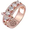 Anillo de circonita creativo de moda europea y americana al por mayor con diseño de disco chapado en oro para mujer.