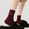 Medias de longitud media estilo miu creativo renacentista para mujer Ancora encaje rojo oreja de madera calcetines de canalé lateral