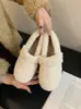 Zapatos Mary Jane de mujer, estilo nuevo 2026, con aumento interno de altura y forro de felpa, adecuados para uso en exteriores, botas de nieve sin cordones, zapatos de algodón y mocasines