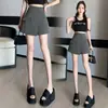 Novo design estilo chinês com fenda irregular e fechamento de botão, culottes curtos, novos culottes femininos de verão