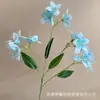 Flores Artificiais Lírio Narciso Decoração de Salão de Cerimônia de Casamento Enfeites para Casa Arranjo de Cena de Parede de Fundo de Hotel Fábrica Atacado