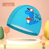 Nova touca de natação infantil com revestimento de PU, touca de natação à prova d'água, não aperta a cabeça, para meninos e meninas, touca de natação de desenho animado, atacado de fábrica