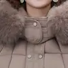 Llegada de Invierno Nueva Ropa para Madres Chaqueta de Algodón con Relleno de Plumón con Capucha y Cuello de Piel Estilo Coreano para Mujer Holgada Talla Pequeña Engrosada Cálida Ropa de Algodón