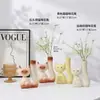 Jarrón de Flores Artificiales de Gato Lindo con Margaritas Pequeñas, Arreglo Floral Realista Estilo Ins, Pieza Decorativa Fresca para Decoración de Sala de Estar en Casa Arte