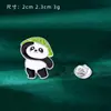 Broche Panda Fofo Desenho Animado Estilo Chinês Insígnia Animal para Bolsa Acessórios de Decoração para Roupas Broche de Pin com Corrente de Panda Gigante