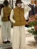 Nuevo Chaleco Ligero de Plumón con Cuello Alto Estilo Coreano para Mujer Otoño e Invierno Prenda Exterior Pequeña Chaleco Espesado de Plumón de Pato Blanco Moderno