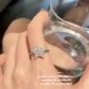 [Gipsofila de Full] Estrella de Cinco Puntas Brillante Popular Chica Socialité Chapado en Oro Blanco de 18K Anillo Abierto Circonita