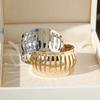 Pulsera Explosiva de Moda Estilo Europeo y Americano Joker Personalizada de Metal Hueco Forma de Linterna Abertura Tamaño Ajustable Pulsera para Mujer