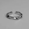 Anillo de Möbius para Hombre Ins Tendencia Diseño de Nicho Anillo de Pareja Dedo Índice Retro Lujo Accesible Sentido de Gama Alta