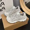Estilo Funcional Zapatos de Papá para Hombre Nuevo Modelo de Verano Malla Transpirable Zapatos Deportivos de Moda Versátiles Zapatos Casuales para Exteriores Zapatos de Moda Hombre