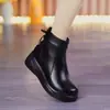 Botas de algodón de suela gruesa y caña corta para mujer, nuevo estilo invierno 2026, forradas de felpa y engrosadas, botas de nieve, punta redonda, botas tipo Martin de moda