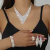 Elegante Lujoso, Exquisito Brillante Pedrería Borla Collar, Pulsera, Aretes y Anillo Juego de Cuatro Piezas Nupcial