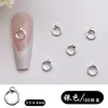 Nova Joia Garfo Cruzado para Nail Art Estilo Punk Escuro Liga de Metal Retrô Cruz X-Ring Acessórios para Unhas