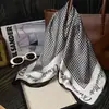 Pañuelo de Seda de Puntos, Estilo Coreano de Alta Gama Versátil Falso Seda 70cm Pañuelo Pequeño, Fajín Decorativo, Lazo para el Cabello, Pañuelo para la Cabeza, Pañuelo para el Cuello