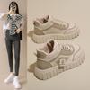 Sapatos Femininos Primavera 2025 Novos Sapatos Brancos de Cano Alto Respiráveis para Mulheres Estilo Coreano Versáteis Tênis Esportivos de Sola Grossa Tênis Casuais para Mulheres
