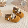 Zapatos de Princesa para Niñas 2026 Primavera Nuevo Estilo Moda Coreana Zapatos Birkenstock Versátiles Cordones Perla Suela Suave Zapatos Pequeños de Cuero