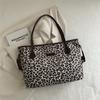 Bolsa Tote Casual Estampada de Leopardo Feminina 2025 Outono Nova Grande Capacidade Moda Bolsa de Ombro para o Trabalho Bolsa Tote de Axila