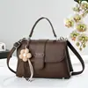 Atmosférica, Sencilla, Versátil, Moderna, Bolso Pequeño Cuadrado para Mujer, Clásico Retro de Comercio Exterior, Textura de Lichi, Hombro Único, Nicho, Elegante, Para el Trabajo