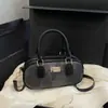 Bolso de cuadros modelo nuevo 2026, bolso tipo bowling elegante y texturizado, bolso con almohadilla para el hombro, bolso de cuadros tipo bowling