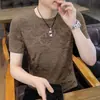 Camiseta Moderna de Manga Corta para Hombre, Verano 2025 Nuevo Casual Versátil de Seda Helada Top de Media Manga, Ropa de Camiseta de Marca Trendy de Ins