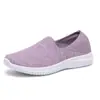 Calcetines Personalizados Transfronterizos Zapatos de Mujer para Hombres de Mediana Edad y Mayores Zapatos para Caminar Zapatos Planos de Malla Superficial para Mujer con Suela Suave