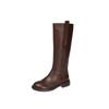 As Botas Também São Botas de Equitação de Pernas Retas em Couro de Bezerro de Couro Integral para Mulheres, Inverno 2025, Salto Médio Grosso, Bico Arredondado, Botas de Cano Alto em Couro Genuíno