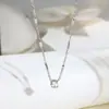Collar de Acero de Titanio con Incrustaciones de Diamantes Estilo Europeo y Americano, Cadena para Clavícula Minimalista Estilo Commuter con Circonita Única, Joyería de Acero Inoxidable que Conserva el Color, Suministro Directo del Fabricante