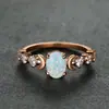 Anillo de Diamante Blanco Luna Borde Aobao Oval Cuatro Garras Explosiones de Deseos Transfronterizas Diseño Simple Anillo de Nicho Todo Fósforo