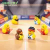 Micro-Paisaje Creativo Baloncesto Pato Pequeño Muñeco Lindo Muñeco de Granos Casa de Muñecas DIY Accesorios Decorativos Tablero del Coche Escritorio Pequeños Adornos