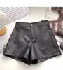 Shorts Casuales de Cuero PU de una Sola Botonadura, Estilo A, para Mujer 2026 Otoño/Invierno, Tiro Alto, Estilo Coreano, Moda Versátil, Ropa de Abrigo, Shorts de Pierna Ancha
