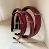 Diadema de Pelo Ancora de Cuero Rojo Popular en Internet 2024 Nuevo Clip de Pelo Retro Presión Superior Craneal Cabello Antideslizante Diadema para Salir